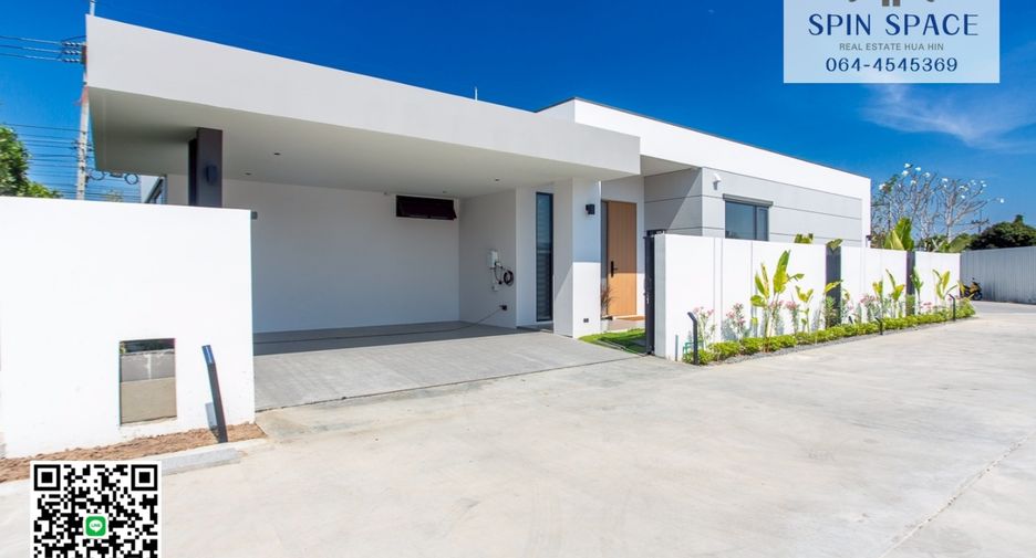 For sale 4 bedrooms villa in Hua Hin, Prachuap Khiri Khan