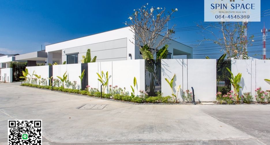 For sale 4 bedrooms villa in Hua Hin, Prachuap Khiri Khan
