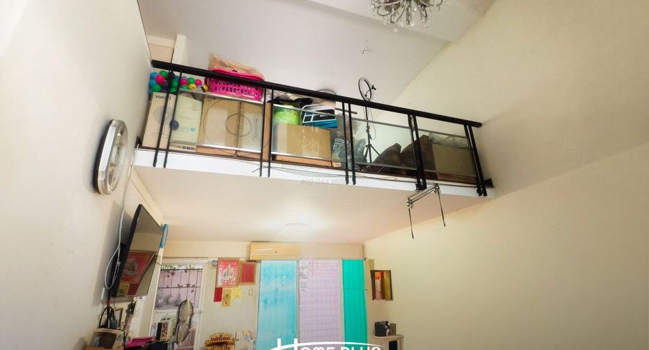 Casa adosada en venta de 3 habitaciones en Chom Thong, Bangkok