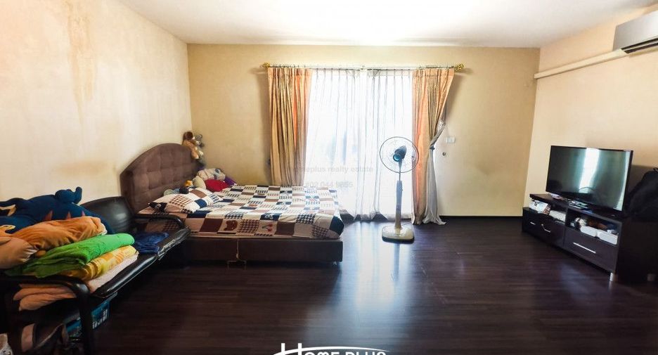 Casa adosada en venta de 3 habitaciones en Chom Thong, Bangkok