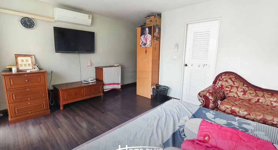 Casa adosada en venta de 3 habitaciones en Chom Thong, Bangkok
