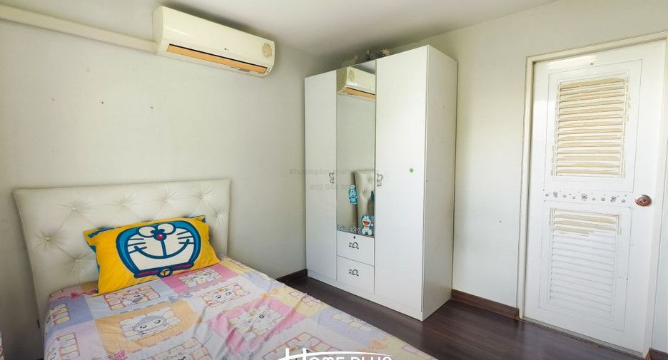 Casa adosada en venta de 3 habitaciones en Chom Thong, Bangkok