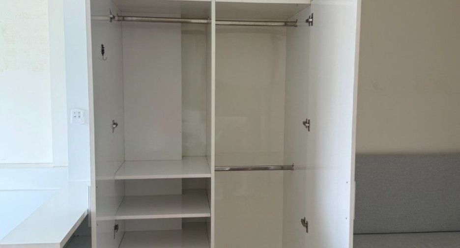 For sale 1 bed condo in Mueang Samut Prakan, Samut Prakan