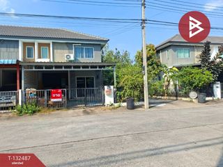 Casa adosada en venta de 3 habitaciones en Khlong Luang, Pathum Thani
