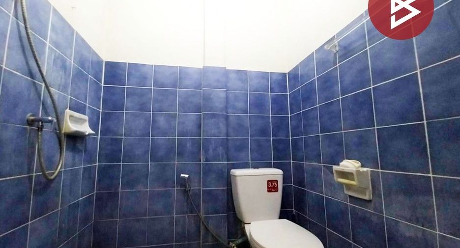 For sale 2 bedrooms townhouse in Khlong Sam Wa, Bangkok