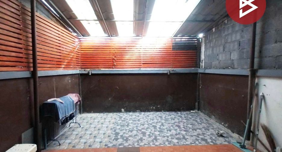 For sale 2 bedrooms townhouse in Khlong Sam Wa, Bangkok