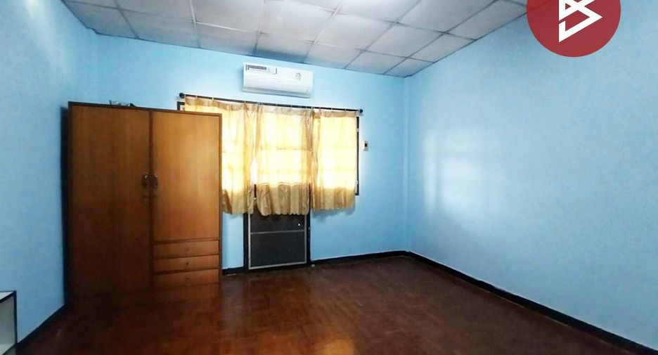 For sale 2 bedrooms townhouse in Khlong Sam Wa, Bangkok