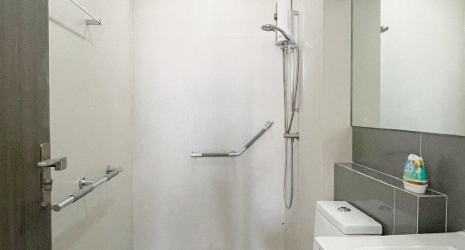 For sale 1 bed condo in Lat Phrao, Bangkok