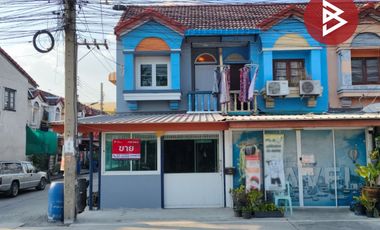 For sale 3 bedrooms townhouse in Mueang Samut Prakan, Samut Prakan
