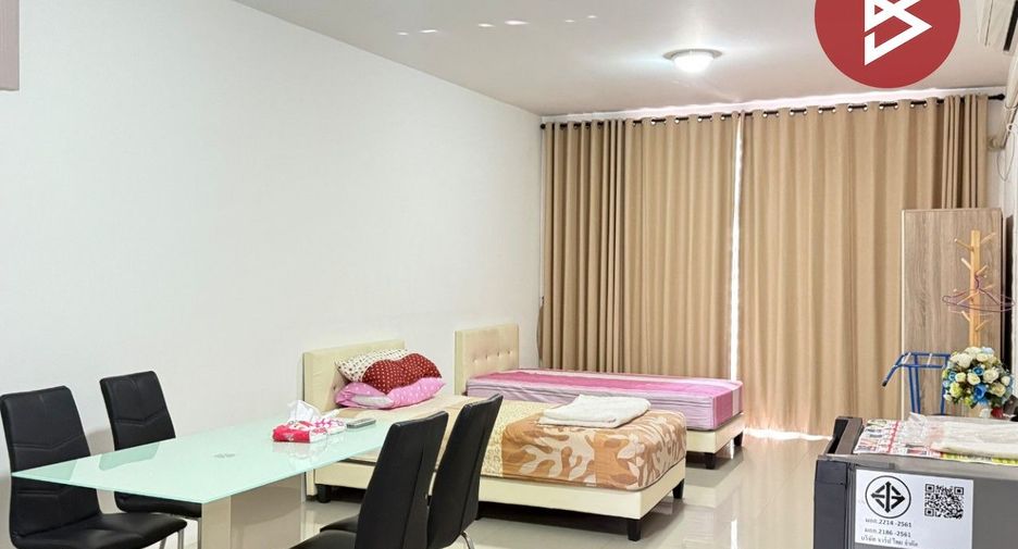 À vendre 3 chambres local commercial à Hang Dong, Chiang Mai