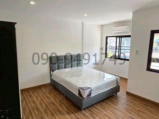 Reihenhaus zur Miete mit 2 Zimmer in Prawet, Bangkok