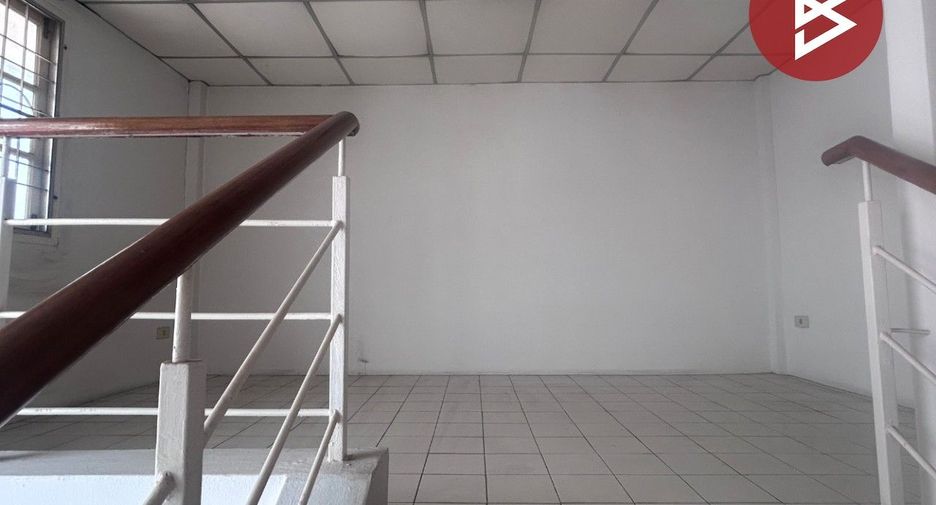 For sale 3 bedrooms townhouse in Pak Kret, Nonthaburi