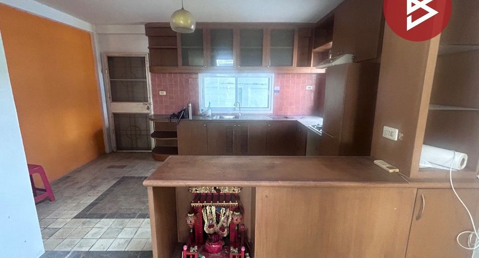 For sale 3 bedrooms townhouse in Pak Kret, Nonthaburi