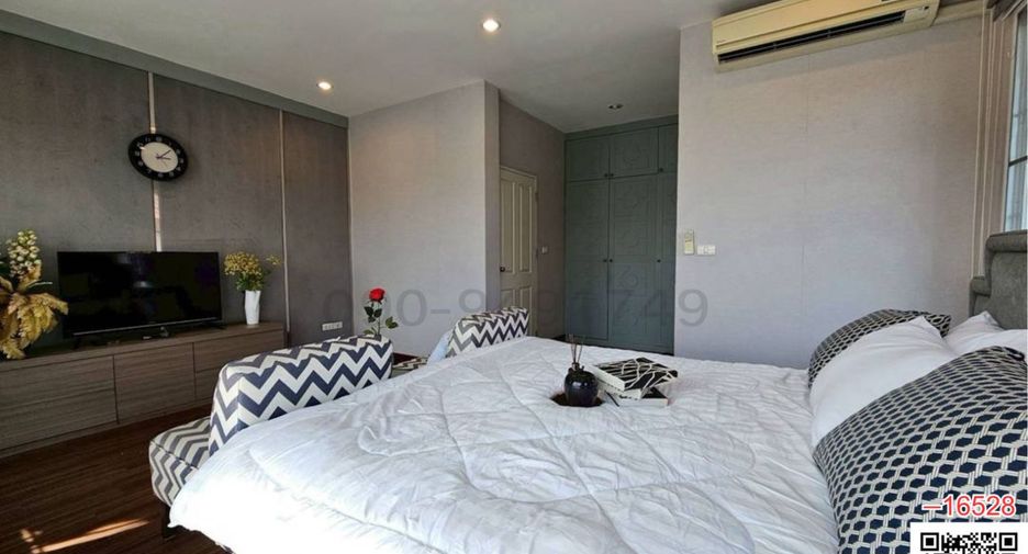 For sale 4 bedrooms house in Bang Bon, Bangkok