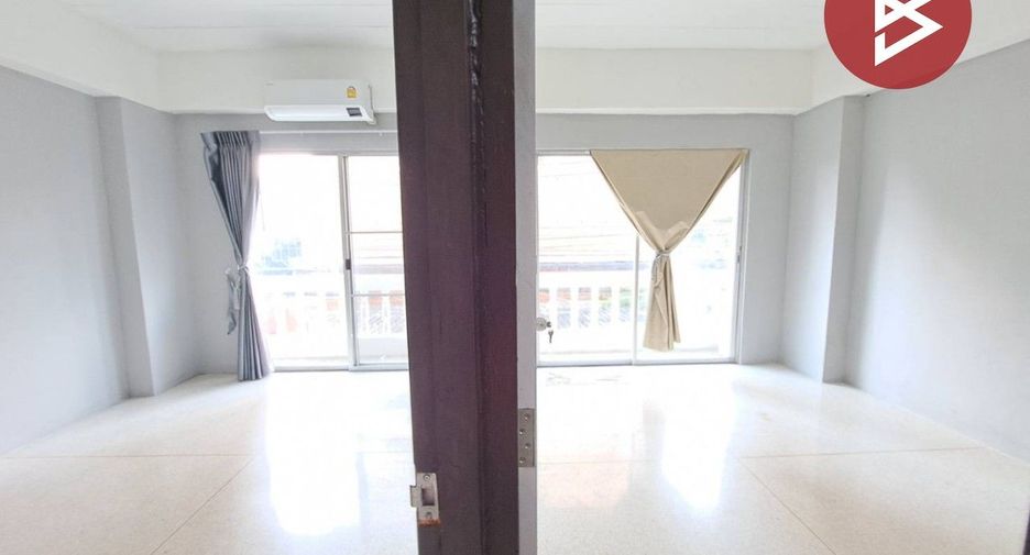 For sale 2 bedrooms condo in Bang Kapi, Bangkok