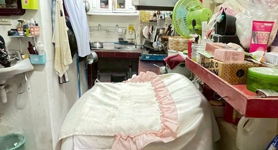 Продажа 2 спальни таунхаус в Саттахип, Чонбури