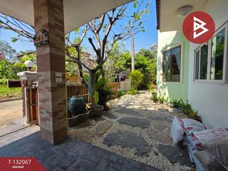 For sale 5 bedrooms house in Khlong Sam Wa, Bangkok