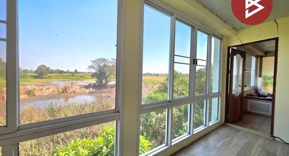 For sale 5 bedrooms house in Khlong Sam Wa, Bangkok