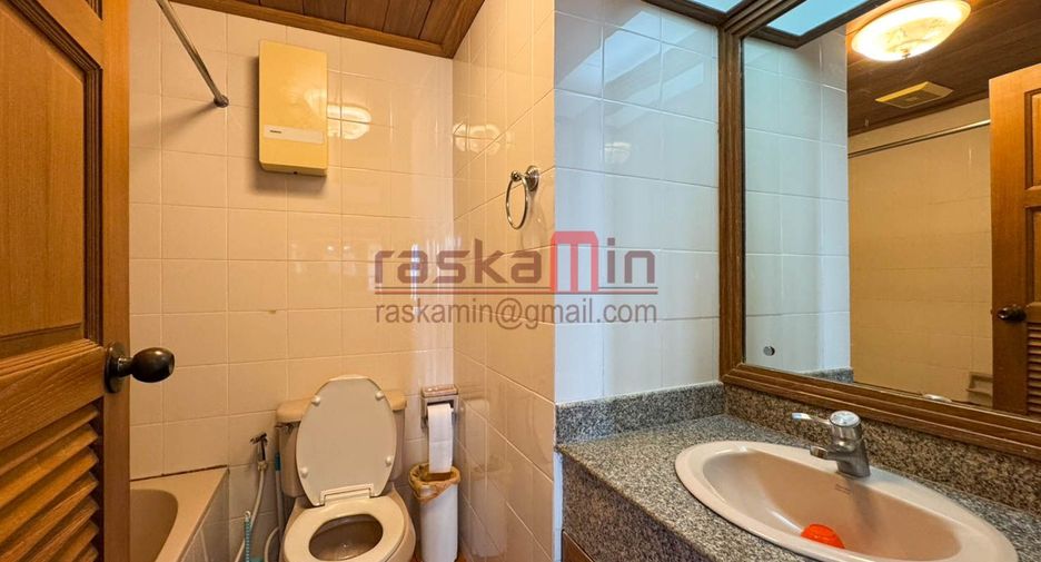 For sale 3 bedrooms condo in Bang Lamung, Chonburi