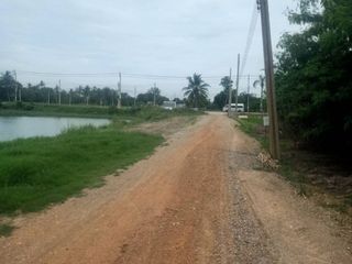 出售 土地 在 Sai Noi, Nonthaburi