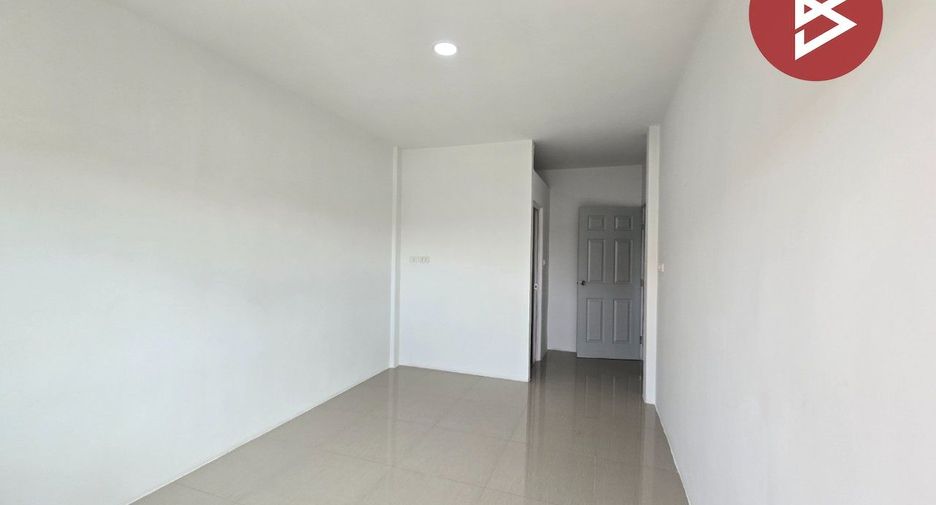 Продажа 4 спальни таунхаус в Mueang Samut Prakan, Самутпракан