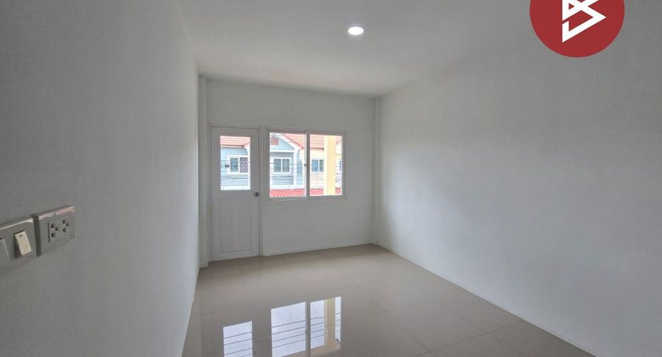 Продажа 4 спальни таунхаус в Mueang Samut Prakan, Самутпракан