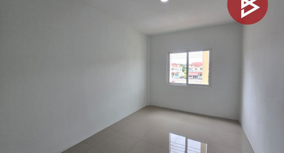 Продажа 4 спальни таунхаус в Mueang Samut Prakan, Самутпракан