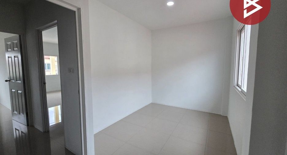Продажа 4 спальни таунхаус в Mueang Samut Prakan, Самутпракан