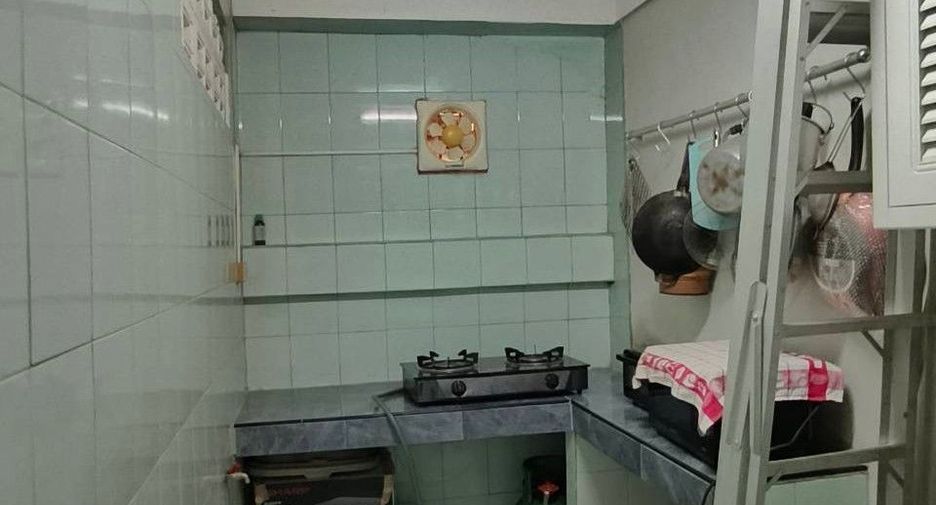 For sale 2 ベッドルーム townhouse in Cha Am, Phetchaburi