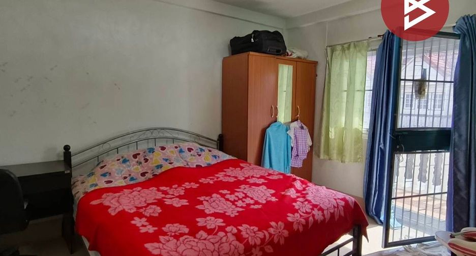 For sale 2 ベッドルーム townhouse in Cha Am, Phetchaburi