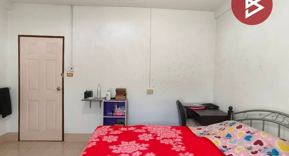 For sale 2 ベッドルーム townhouse in Cha Am, Phetchaburi