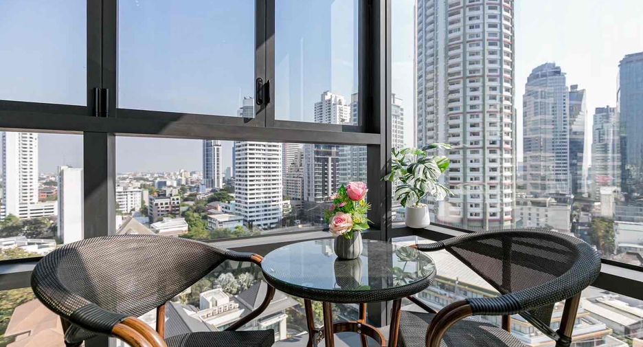 For sale 2 bedrooms condo in Watthana, Bangkok