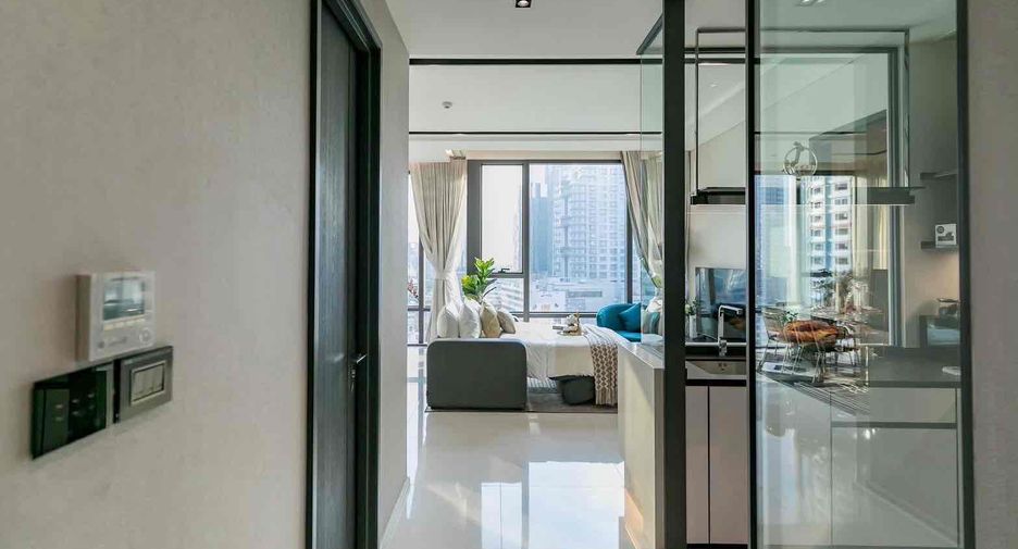 For sale 2 bedrooms condo in Watthana, Bangkok