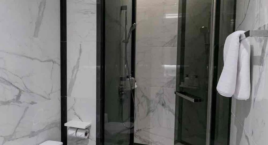 For sale 2 bedrooms condo in Watthana, Bangkok