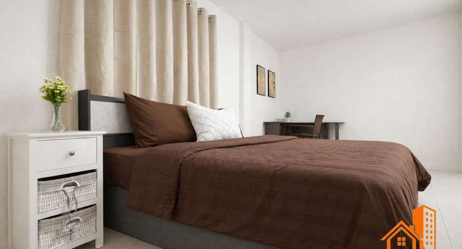 For sale 2 bedrooms townhouse in Bang Lamung, Chonburi