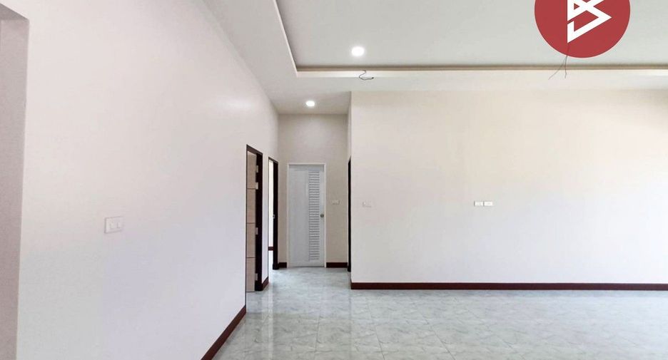 For sale 3 bedrooms house in Mueang Samut Songkhram, Samut Songkhram