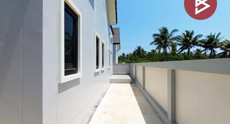 For sale 3 bedrooms house in Mueang Samut Songkhram, Samut Songkhram