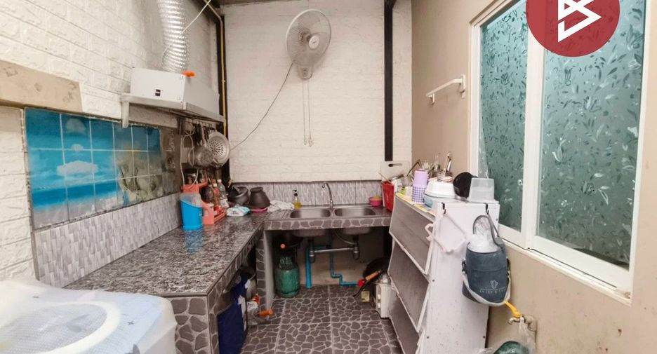 For sale 2 ベッドルーム townhouse in Bang Bo, Samut Prakan