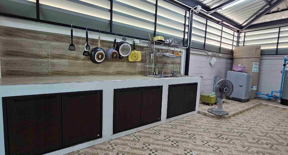 出租 3 卧室 独立屋 在 Mueang Rayong, Rayong