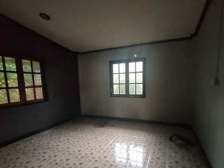 Haus zum Kauf mit 1 Zimmer in Khiri Rat Nikhom, Surat Thani
