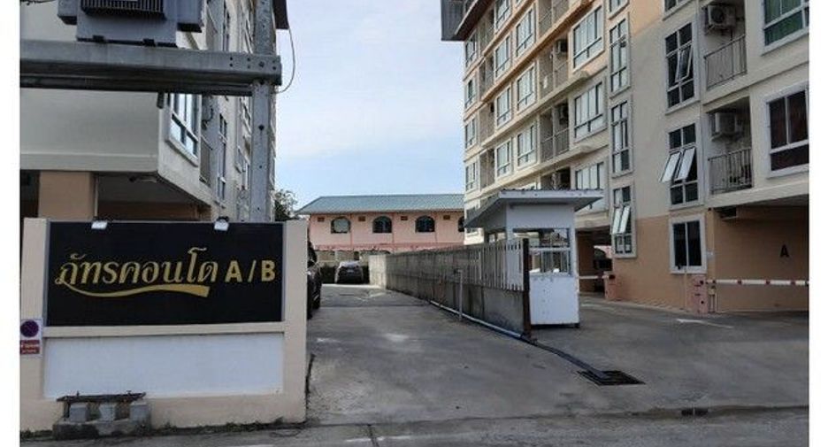 For sale 1 bed condo in Mueang Chon Buri, Chonburi