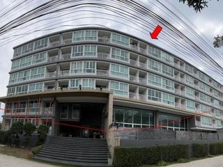 For sale 1 bed condo in Ban Bueng, Chonburi