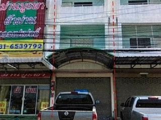 For sale 1 Beds retail Space in Ban Bueng, Chonburi