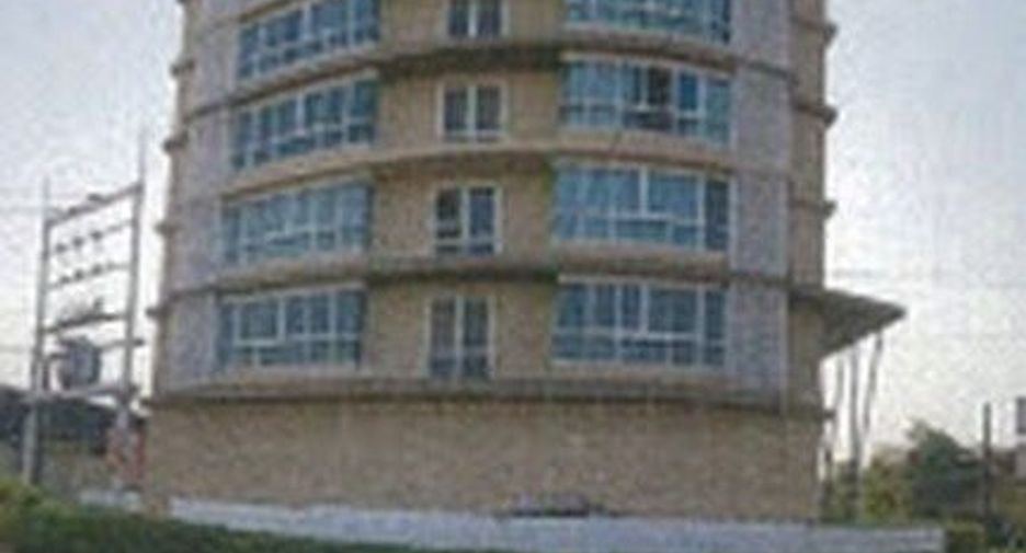 For sale 1 bed condo in Ban Bueng, Chonburi