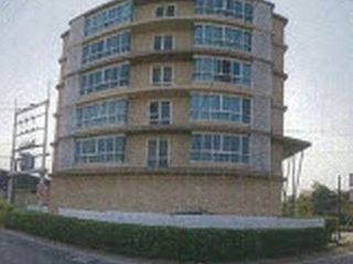 For sale 1 bed condo in Ban Bueng, Chonburi