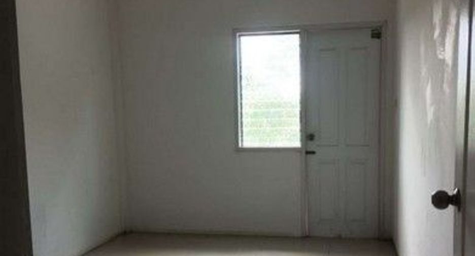 Local comercial en venta de 1 habitaciones en Khiri Rat Nikhom, Surat Thani