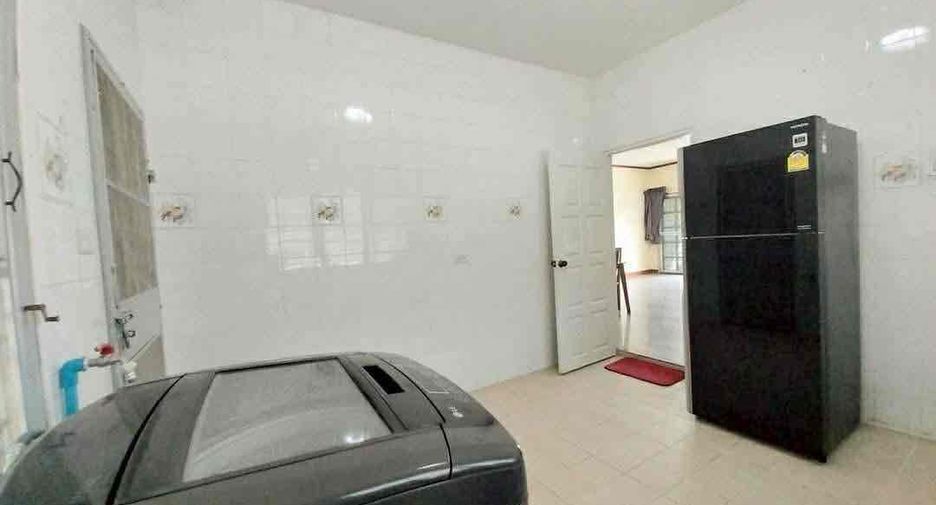 À louer 3 chambres maison à Bang Lamung, Chonburi
