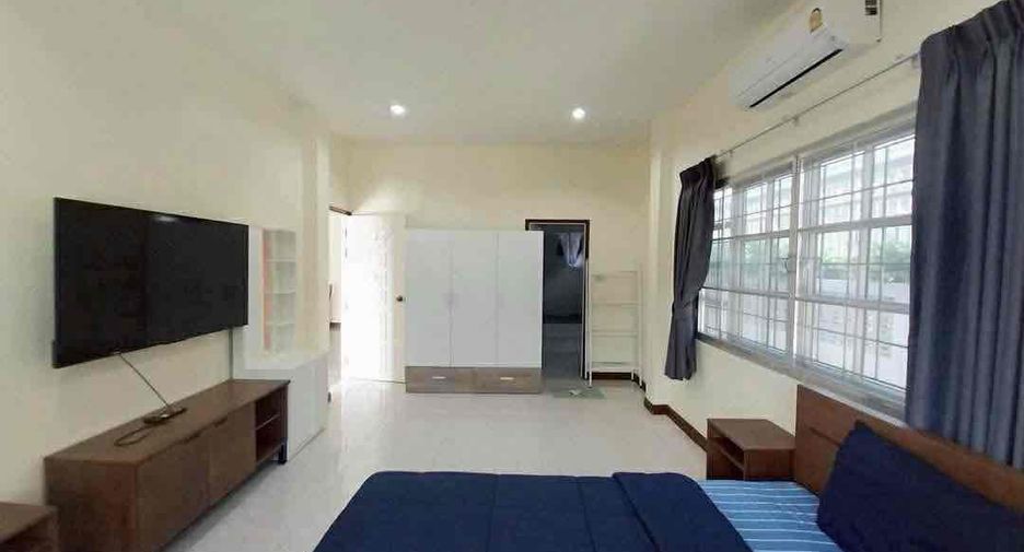 À louer 3 chambres maison à Bang Lamung, Chonburi