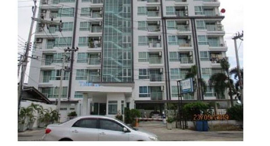 For sale 1 bed condo in Ban Bueng, Chonburi