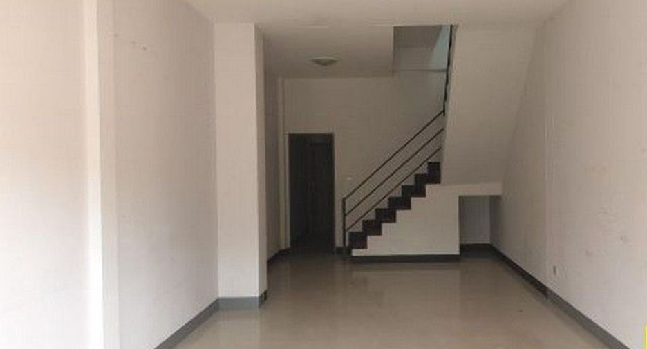 Local comercial en venta de 1 habitaciones en Khiri Rat Nikhom, Surat Thani